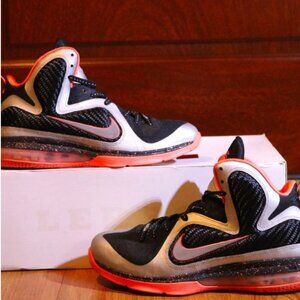 Nike LeBron 9 Size 8